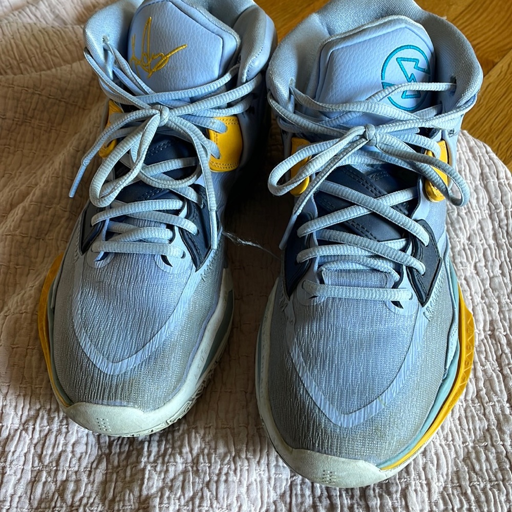 Nike Kyrie Infinity